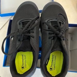 Ladies champion sneakers /running shoes